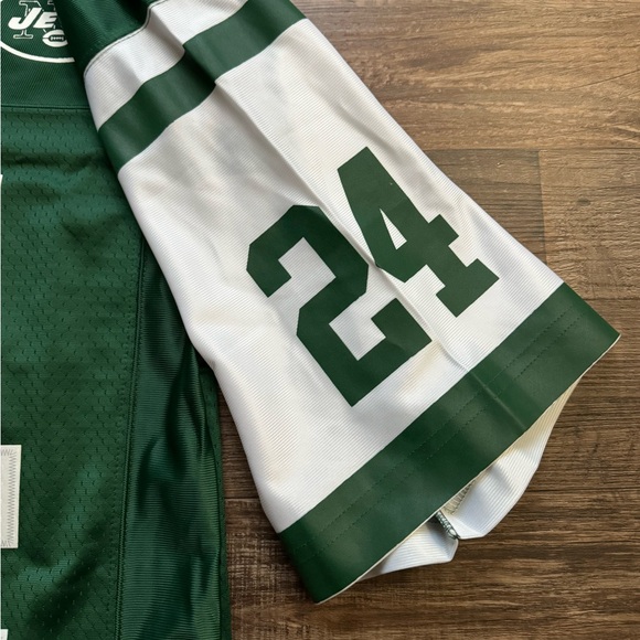 NWOT - Darrelle Revis #24 - New York Jets NFL Jerseys - Picture 9 of 12